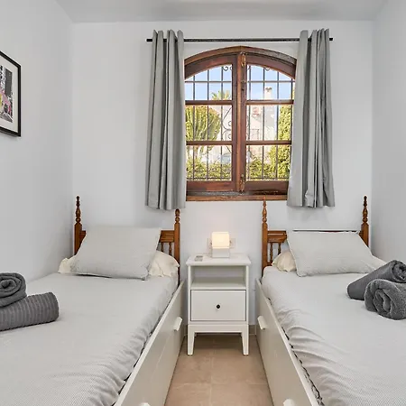 Capistrano Village, Casa Halo Nerja